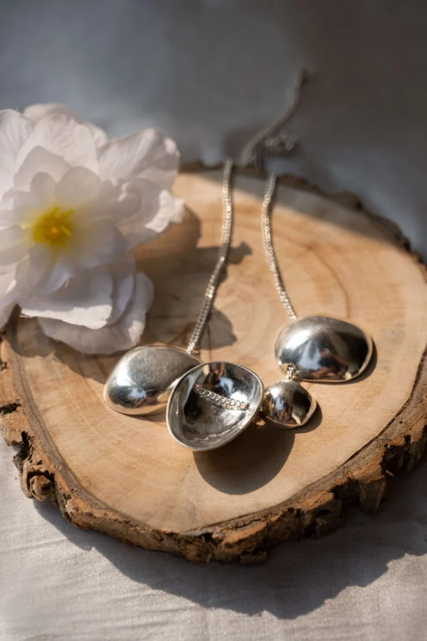 Pebble necklace (Silver)