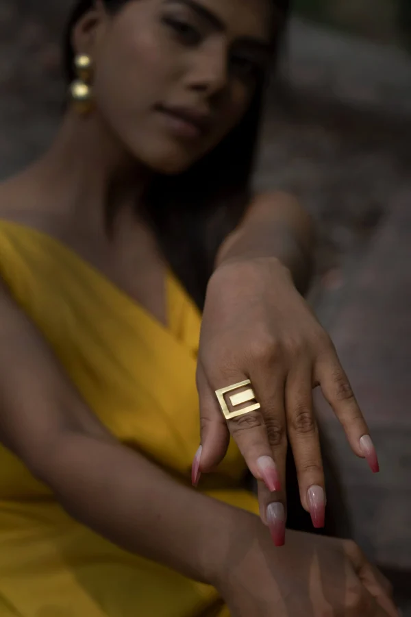 Alba (Gold) - Image 3